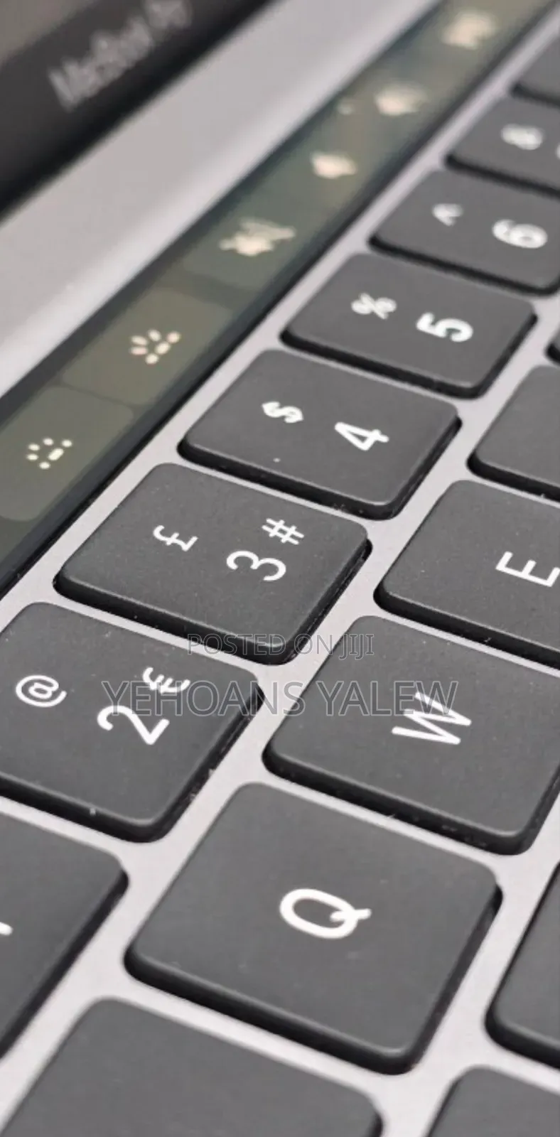 New Laptop Apple MacBook Pro 2020 M1 8GB Apple M1 SSD 512GB