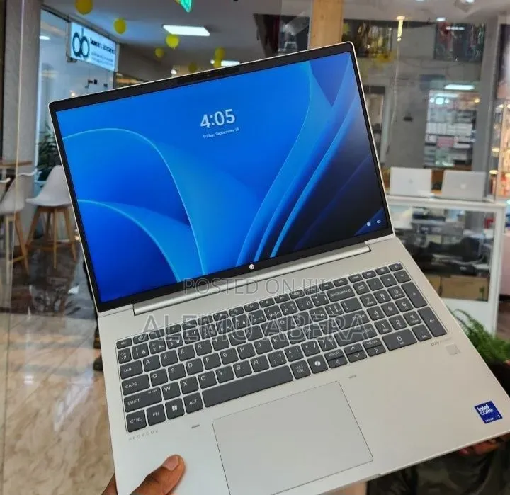 New Laptop HP ProBook 460 G11 16GB Intel Core Ultra 7 SSD 512GB