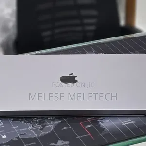 New Laptop Apple MacBook Pro 2023 M2 16GB Apple M2 SSD 512GB