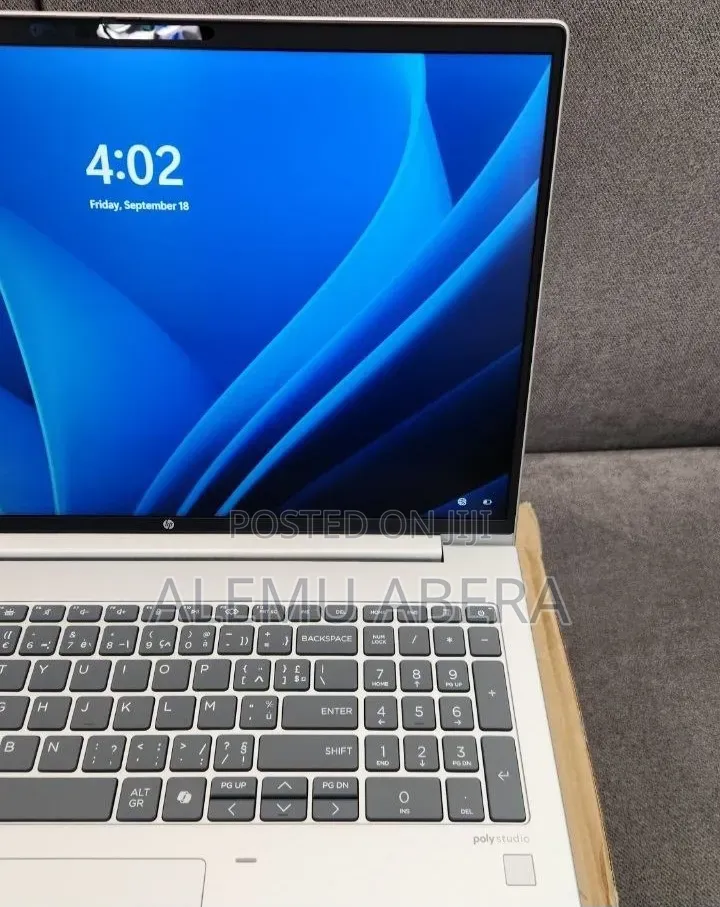 New Laptop HP ProBook 460 G11 16GB Intel Core Ultra 7 SSD 512GB