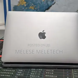 New Laptop Apple MacBook Air 2020 M1 8GB Apple M1 SSD 256GB