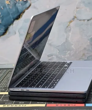 New Laptop Apple MacBook Air 2025 M4 16GB Apple M4 SSD 256GB