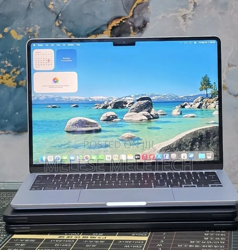 New Laptop Apple MacBook Air 2025 M4 16GB Apple M4 SSD 256GB