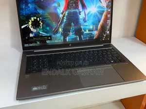 New Laptop HP ZBook Firefly G8 16GB Intel Core i7 SSD 512GB