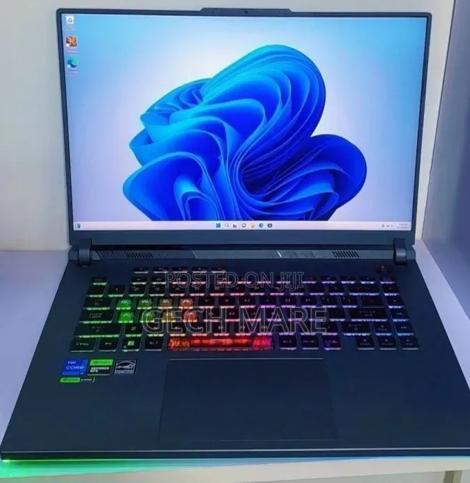 New Laptop Asus ROG Strix G15 16GB Intel Core i7 SSD 1T