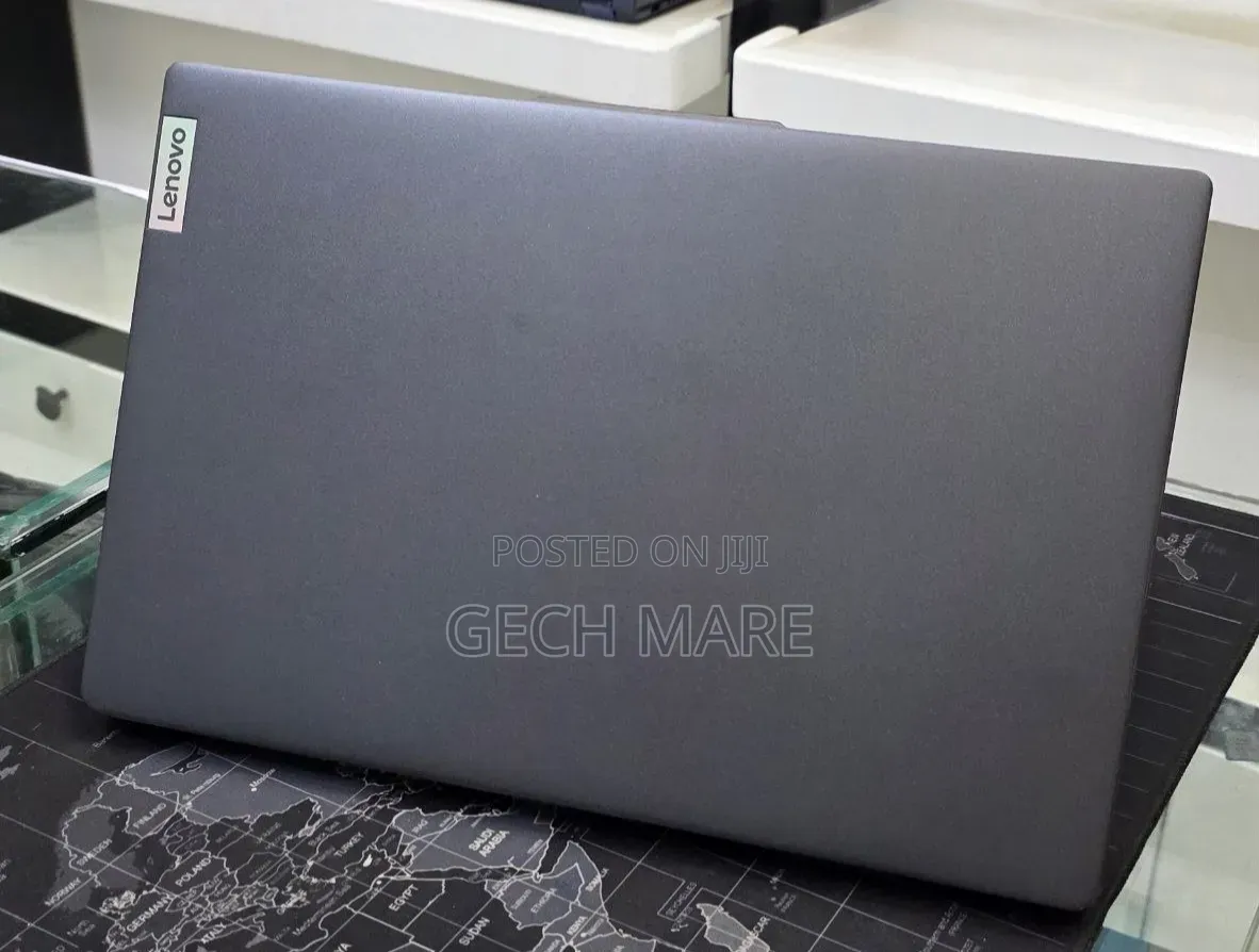 New Laptop Lenovo Ideapad 3 8GB Intel Core i5 SSD 512GB