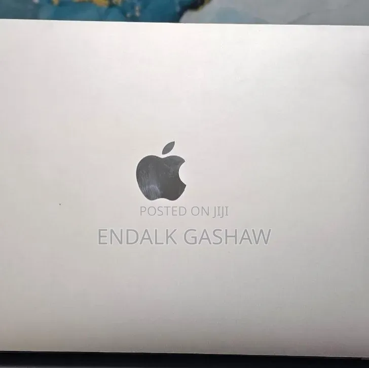 New Laptop Apple MacBook Air 2020 M1 8GB Apple M1 SSD 256GB