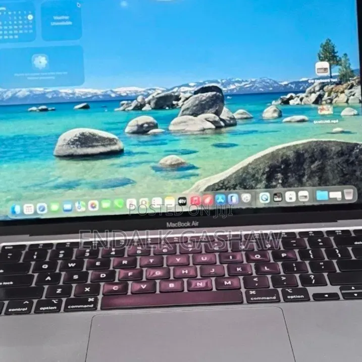New Laptop Apple MacBook Air 2020 M1 8GB Apple M1 SSD 256GB