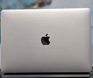 New Laptop Apple MacBook Pro 2021 M1 8GB Apple M1 SSD 512GB