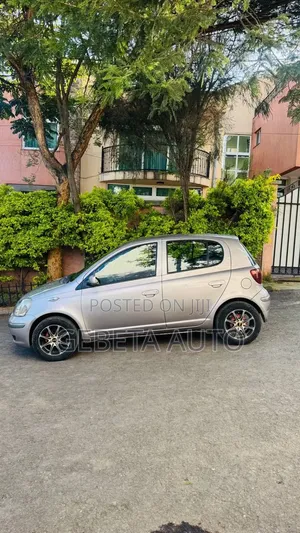 Toyota Vitz 2005