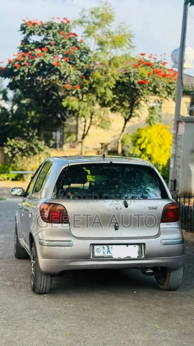 Toyota Vitz 2005