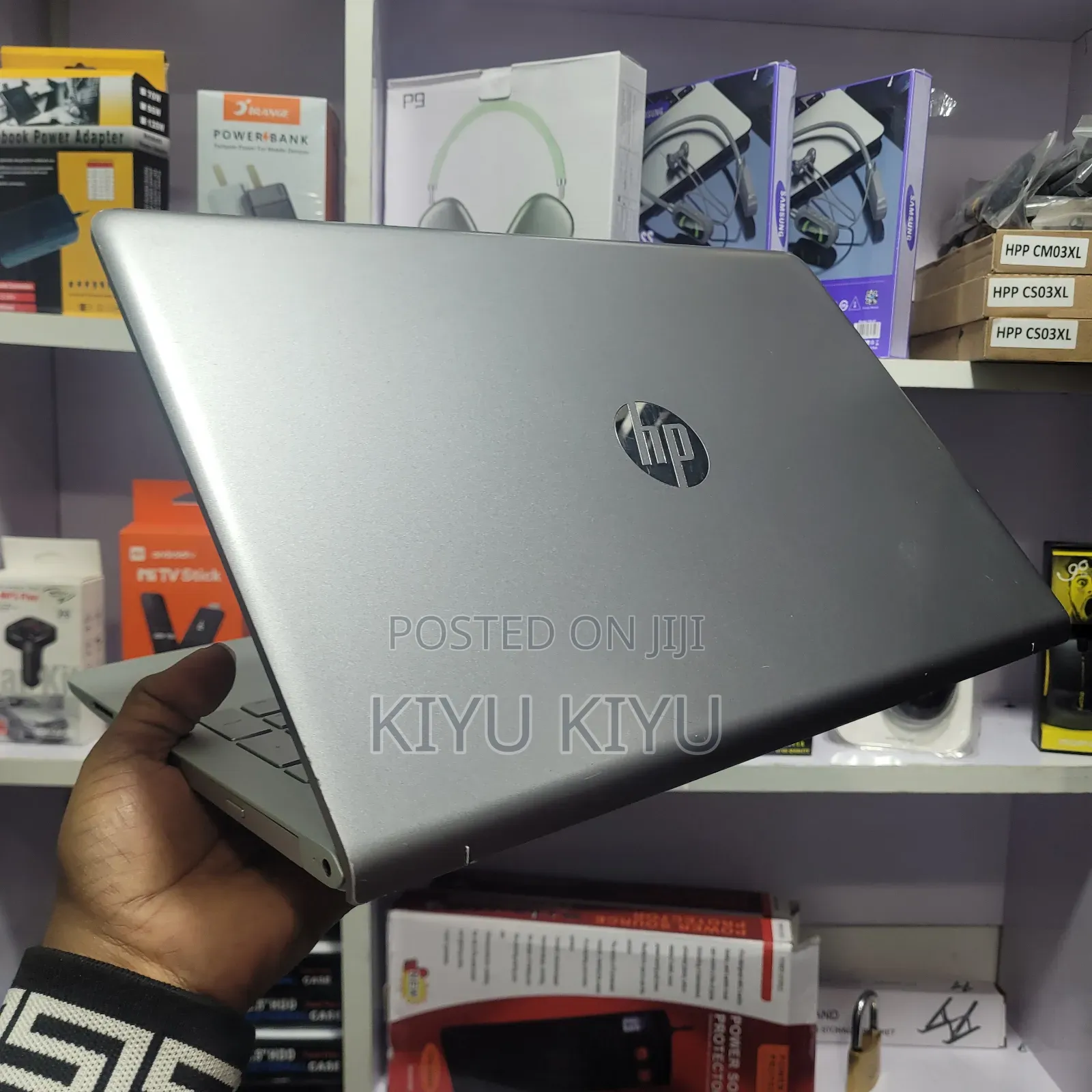 New Laptop HP Pavilion 15 8GB Intel Core i7 SSD 128GB
