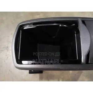 Toyota Vitz SCP90 Armset/ Armset Rest/ Consuel Box