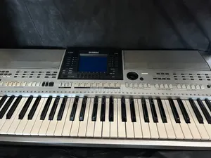 Yamaha PSR-OR700