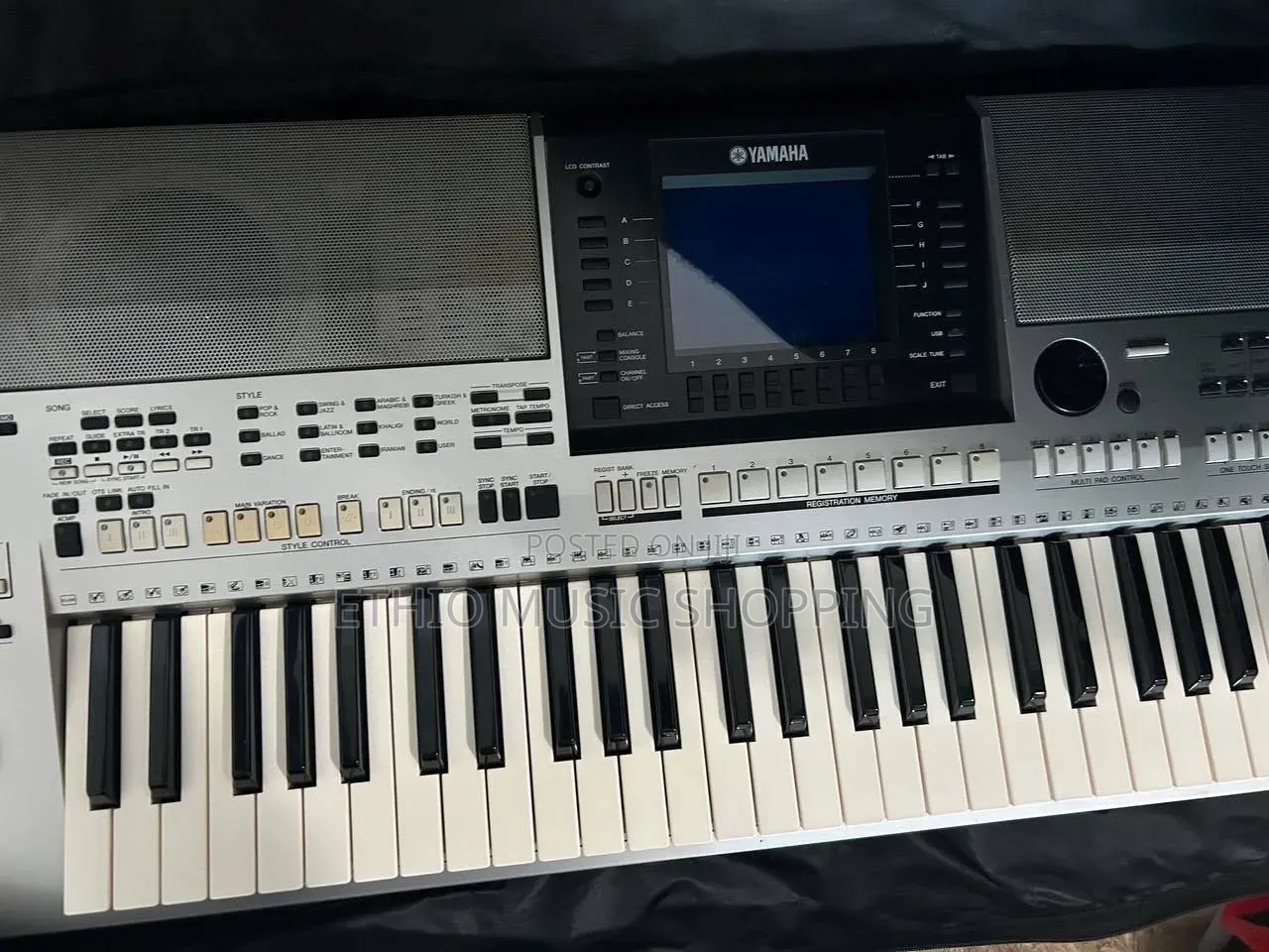 Yamaha PSR-OR700