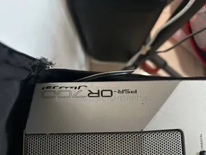 Yamaha PSR-OR700
