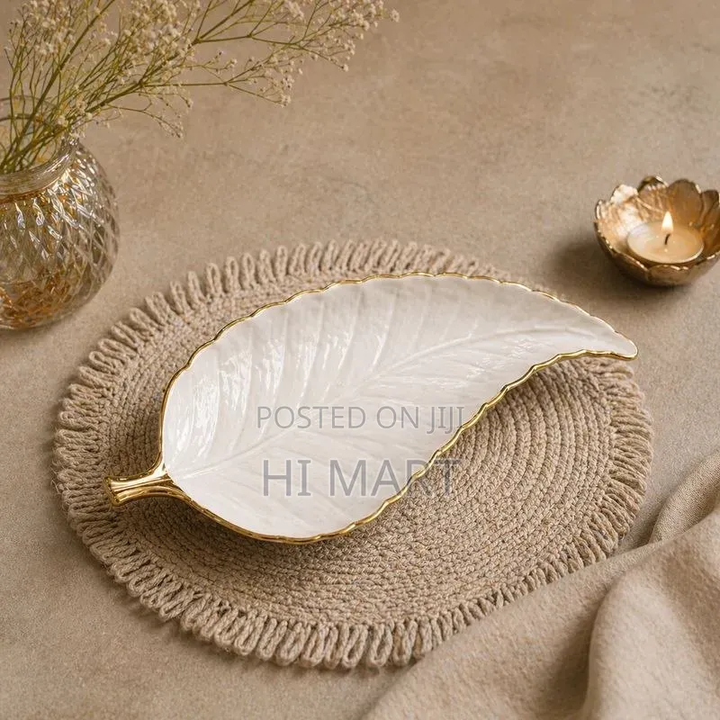 High Quality Leaf Shaped Plate