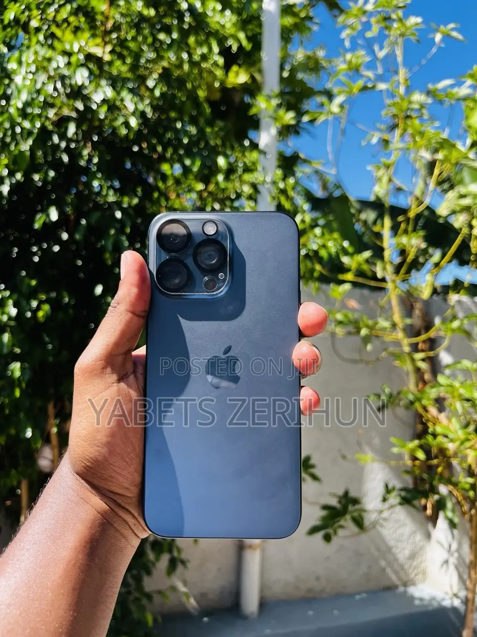 New Apple iPhone 15 Pro Max 256 GB Blue