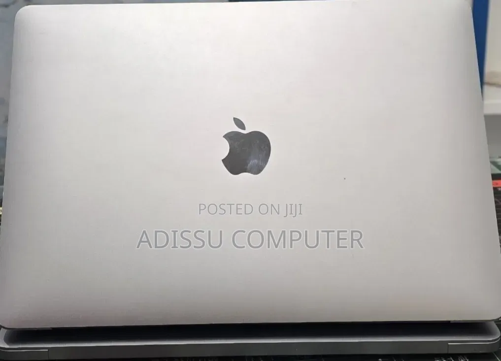 New Laptop Apple MacBook Air 2020 M1 8GB Apple M1 SSD 256GB