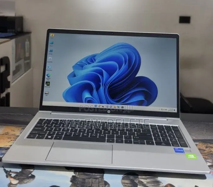 New Laptop HP ProBook 450 G8 16GB Intel Core i7 SSD 512GB