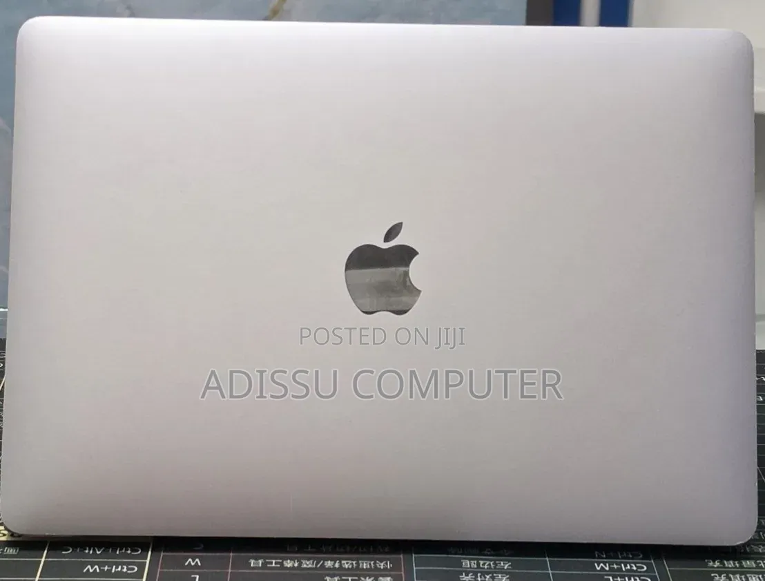 New Laptop Apple MacBook Air 2022 M2 8GB Apple M2 SSD 256GB