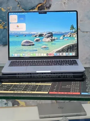 New Laptop Apple MacBook Air 2025 M4 16GB Apple M4 Pro SSD 256GB