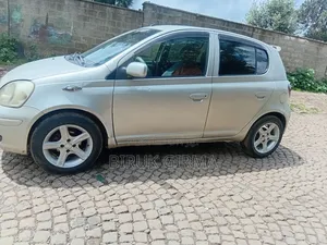 Toyota Vitz 1.0 FWD 3dr 2002 Silver