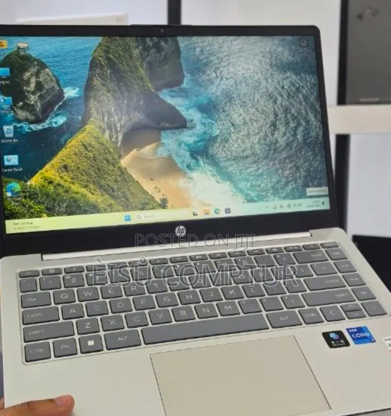 New Laptop HP Stream Notebook 16GB Intel Core i7 SSD 512GB