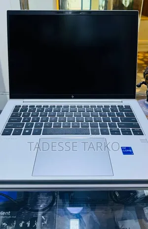 New Laptop HP EliteBook 840 G10 16GB Intel Core i7 SSD 512GB