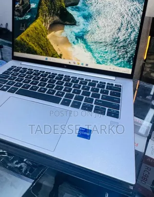 New Laptop HP EliteBook 840 G10 16GB Intel Core i7 SSD 512GB