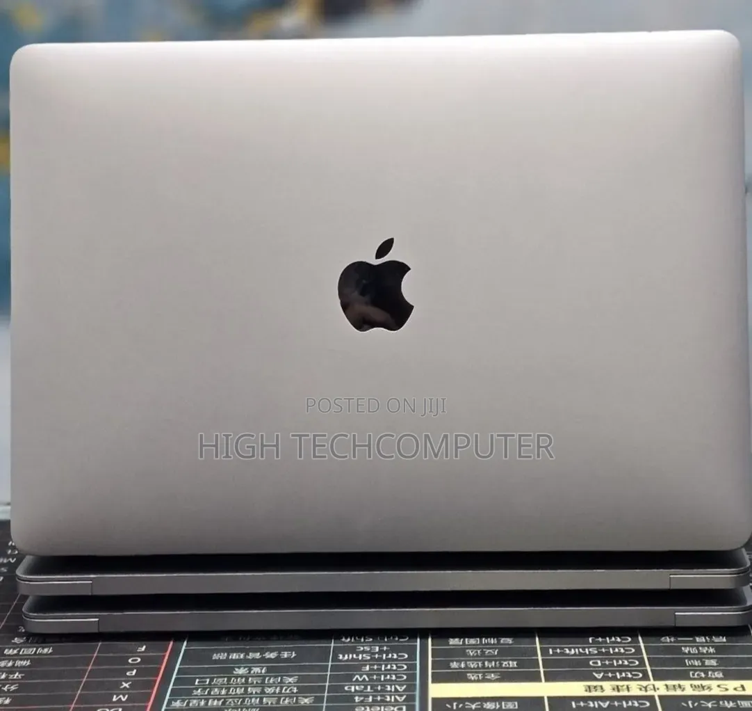 New Laptop Apple MacBook Pro 2021 M1 8GB Apple M1 Pro SSD 512GB