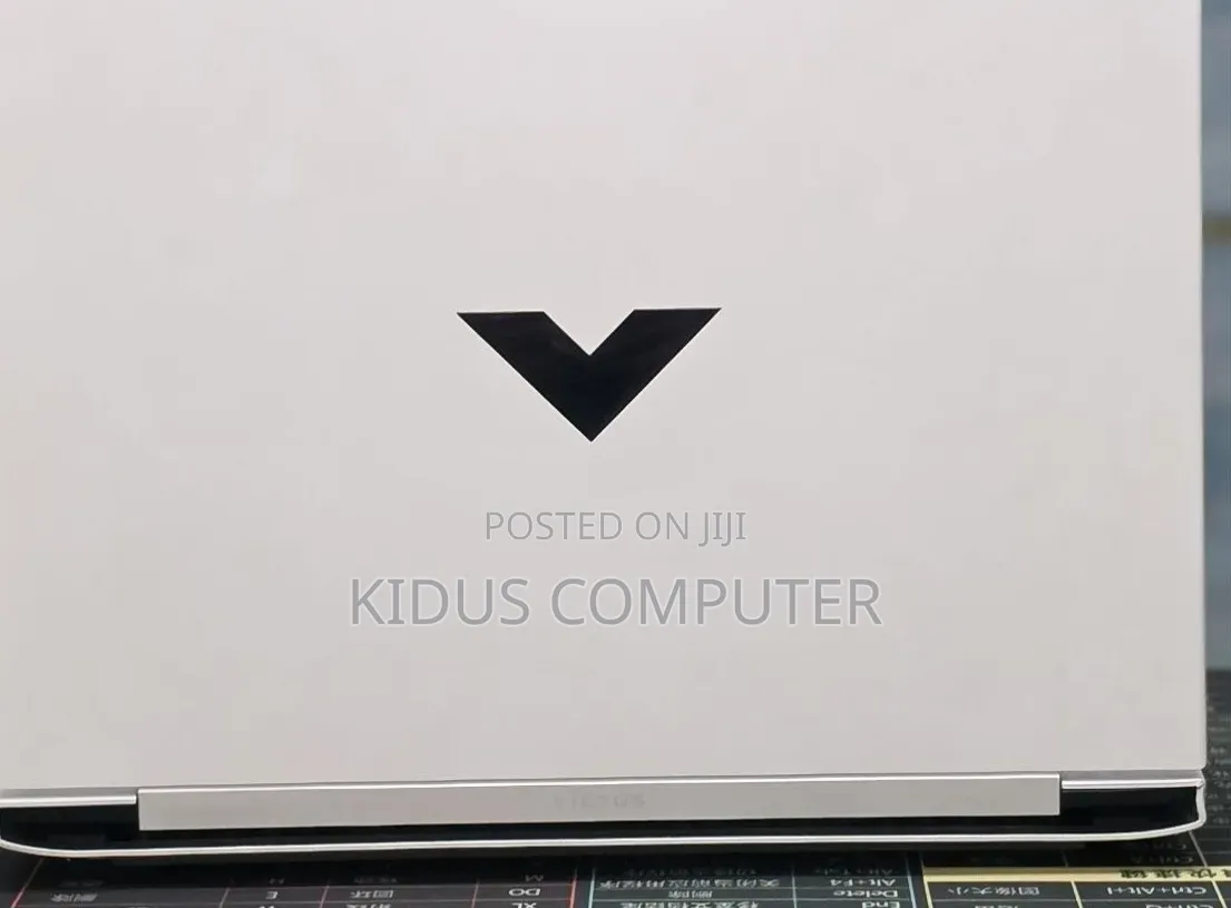 New Laptop HP Victus 15 16GB Intel Core i7 SSD 1T