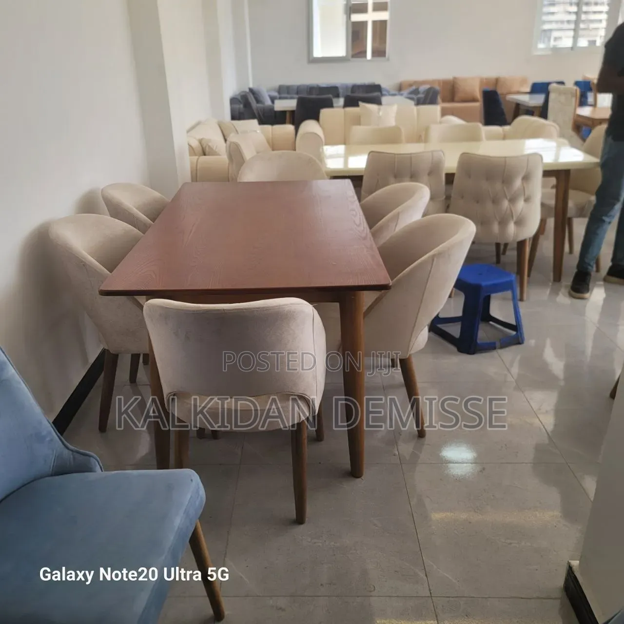 Dinning Table