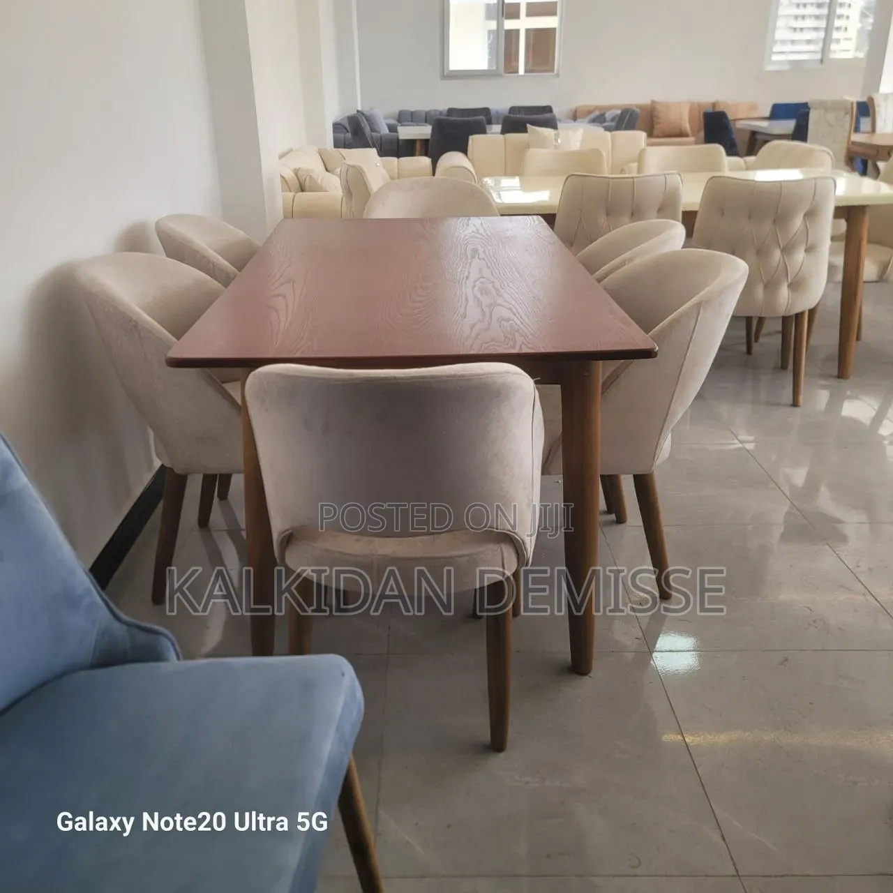 Dinning Table