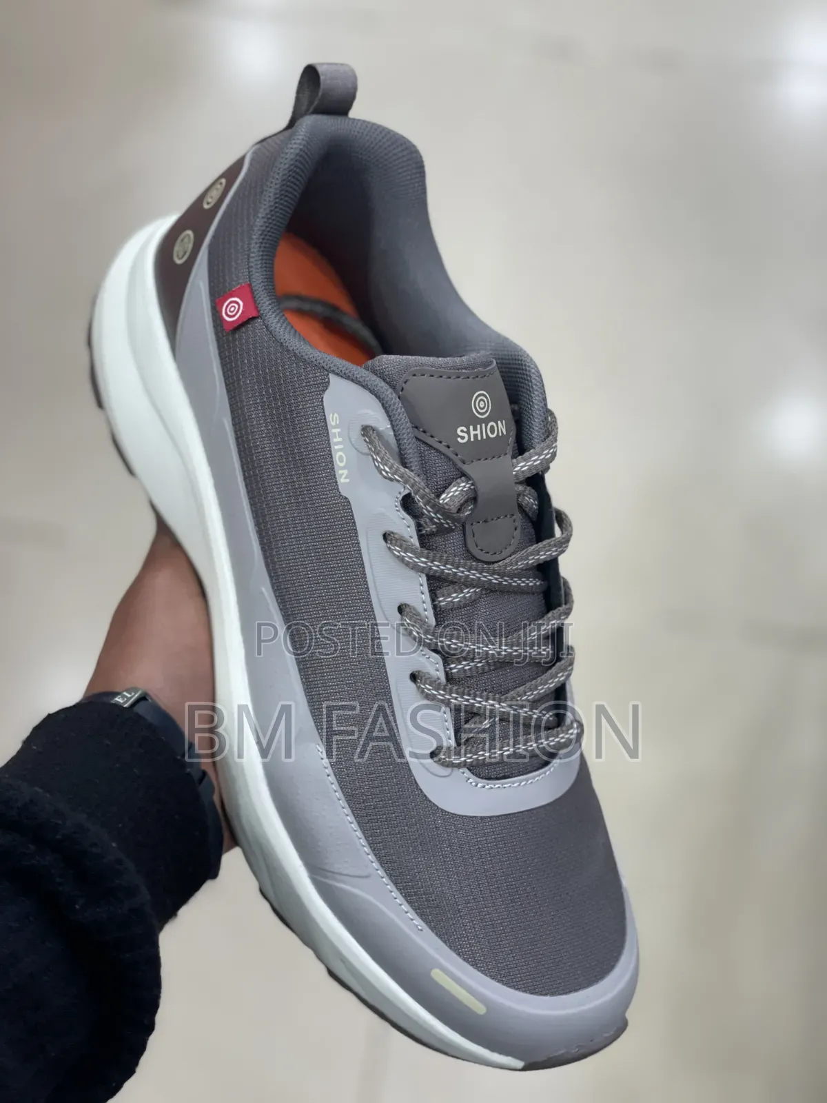 Athletic Lifestyle "SHION" Sneakers Gray and Dark Gray