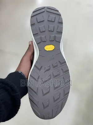 Athletic Lifestyle "SHION" Sneakers Gray and Dark Gray
