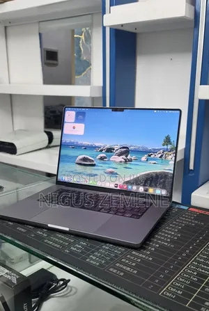 New Laptop Apple MacBook Pro 2021 M1 32GB Intel Core i5 SSD 512GB