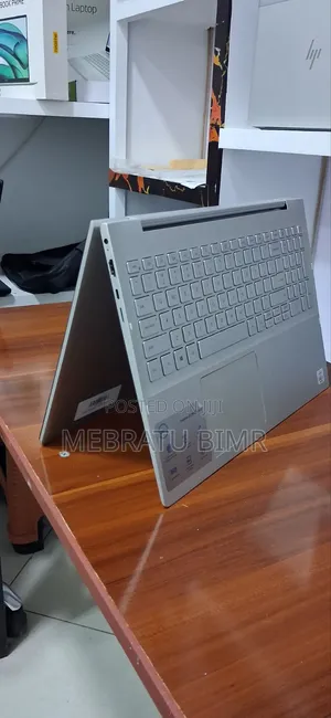 New Laptop Dell Inspiron 15 16GB Intel Core i5 SSD 256GB