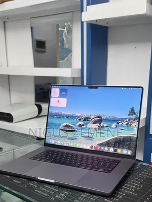 New Laptop Apple MacBook Pro 2021 M1 32GB Intel Core i5 SSD 512GB