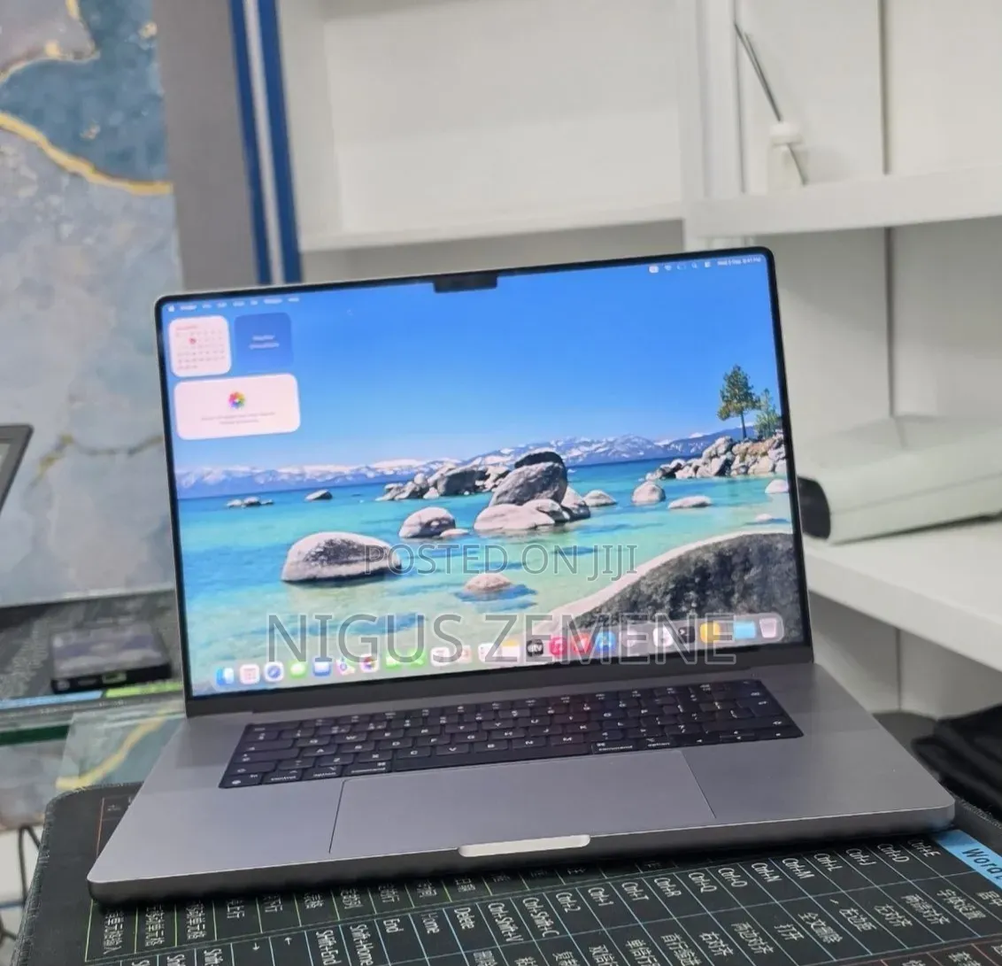 New Laptop Apple MacBook Pro 2021 M1 32GB Intel Core i5 SSD 512GB