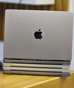 New Laptop Apple MacBook Pro 2021 M1 16GB Apple M1 Pro SSD 512GB