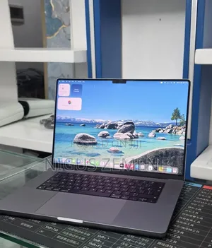 New Laptop Apple MacBook Pro 2021 M1 16GB Intel Core i5 SSD 512GB