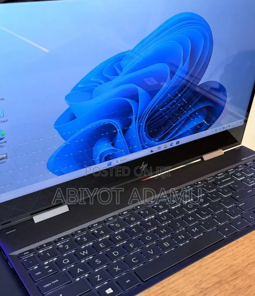 New Laptop HP Envy x360 16GB Intel Core i7 SSD 16 GB