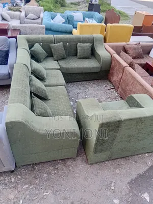 ያገለገለ ሶፉ Sofa