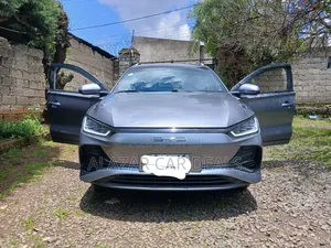 BYD E2 43 kWh 94 hp FWD 2025 Gray