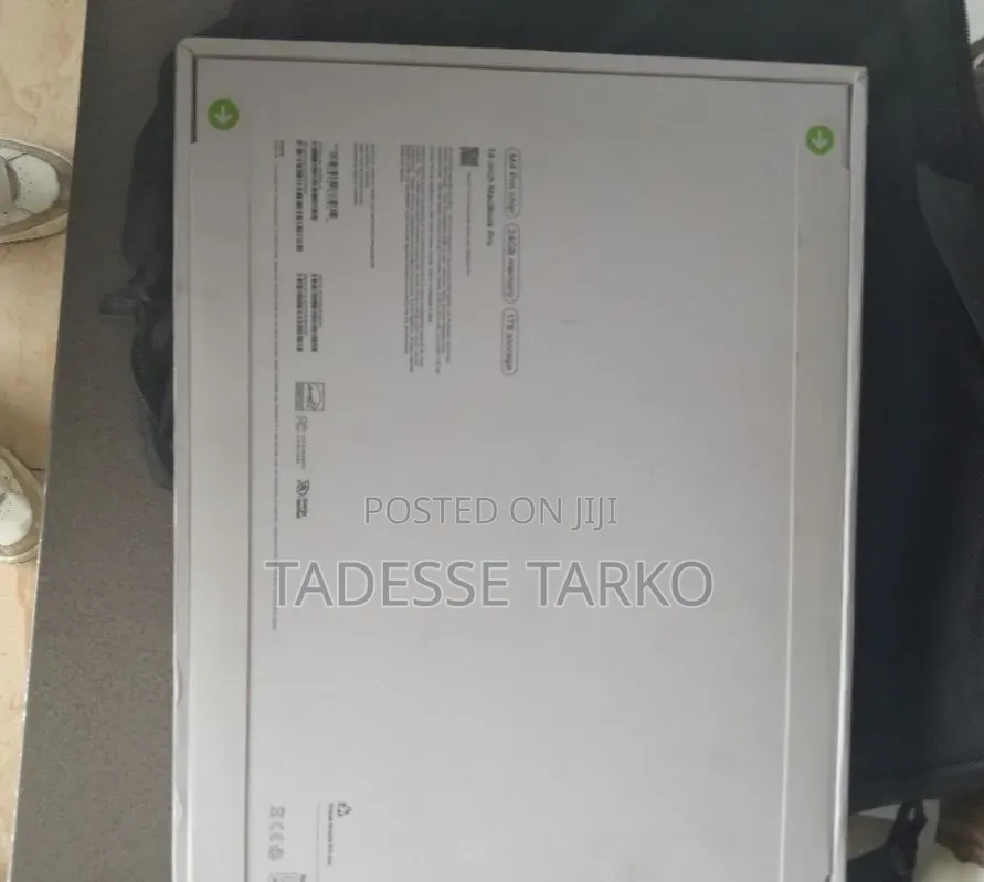 New Laptop Apple MacBook Pro 2024 M4 24GB Apple M4 Pro SSD 1T