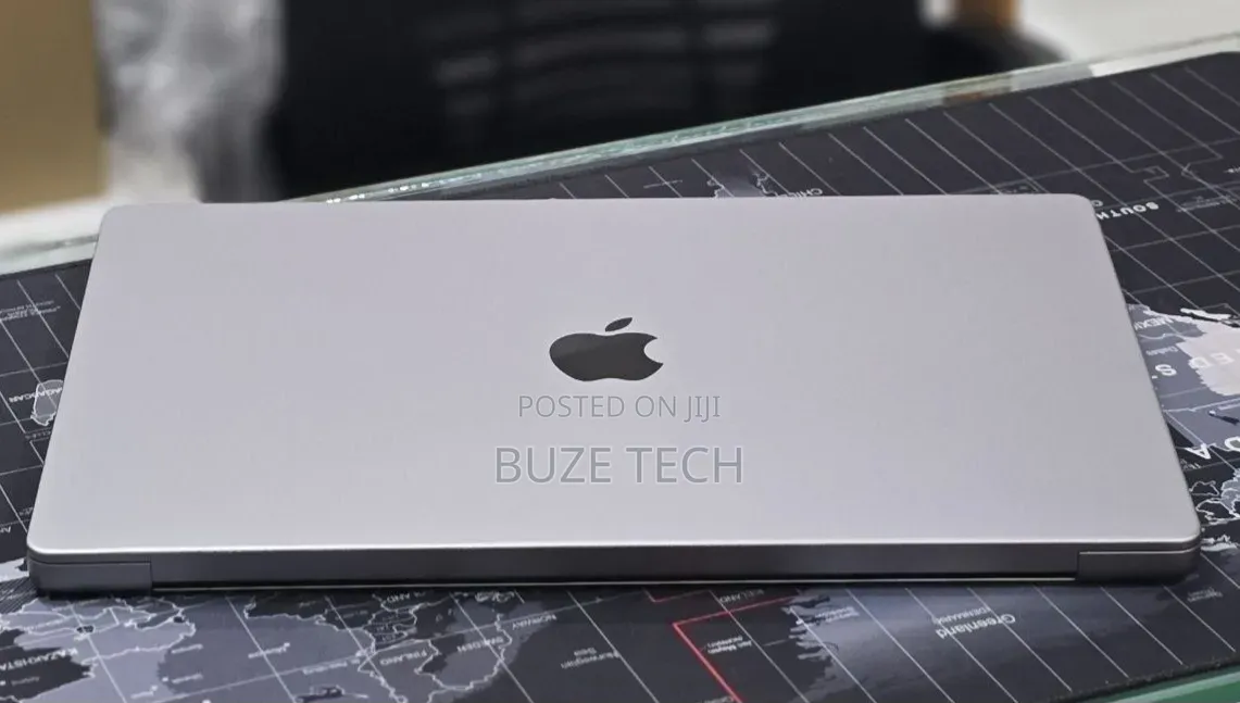 New Laptop Apple MacBook Pro 2023 M2 16GB Apple M2 SSD 512GB