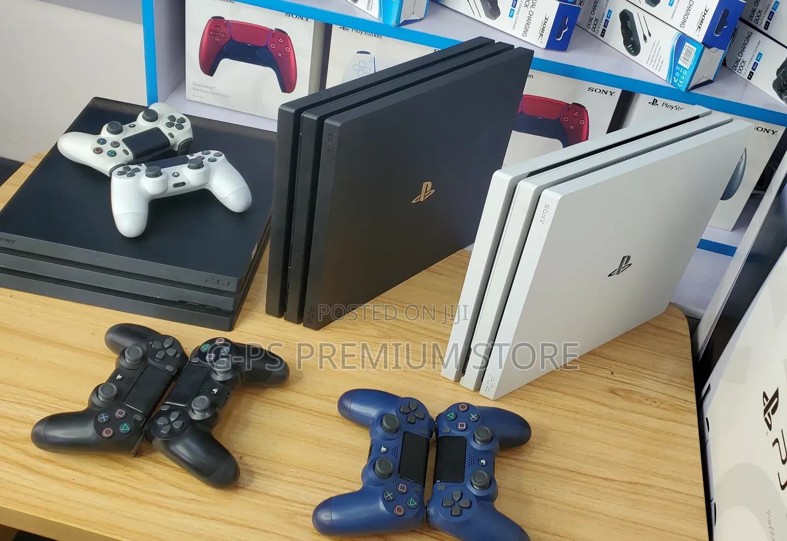 PS4 Pro (ጄልብሬክ) | 12 ጌም የተጫነበት | 2 Original Joystick ያልተፈታ Dubai Used