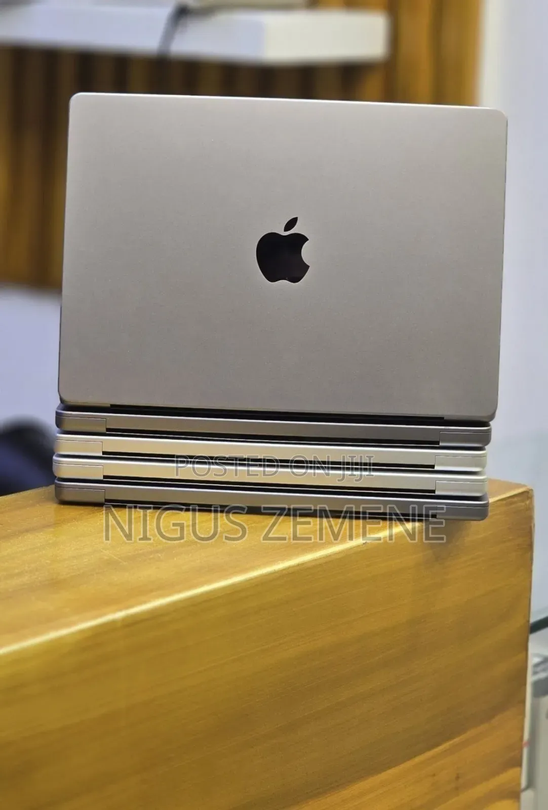 New Laptop Apple MacBook Pro 2021 M1 16GB Intel Core i5 SSD 512GB