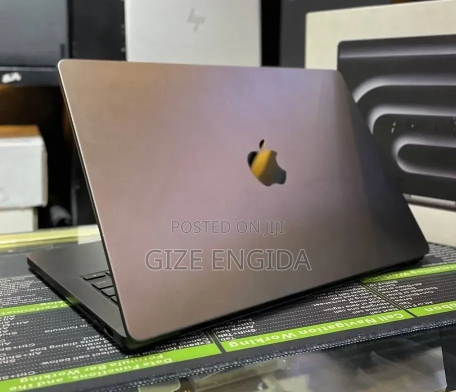 New Laptop Apple MacBook Pro 2024 M4 Max 48GB Apple M4 Max SSD 2T